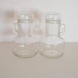 Set of 2 pitchers with 1L cap