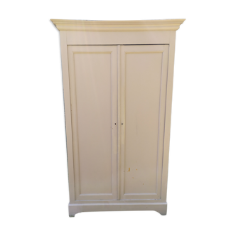 Armoire parisienne