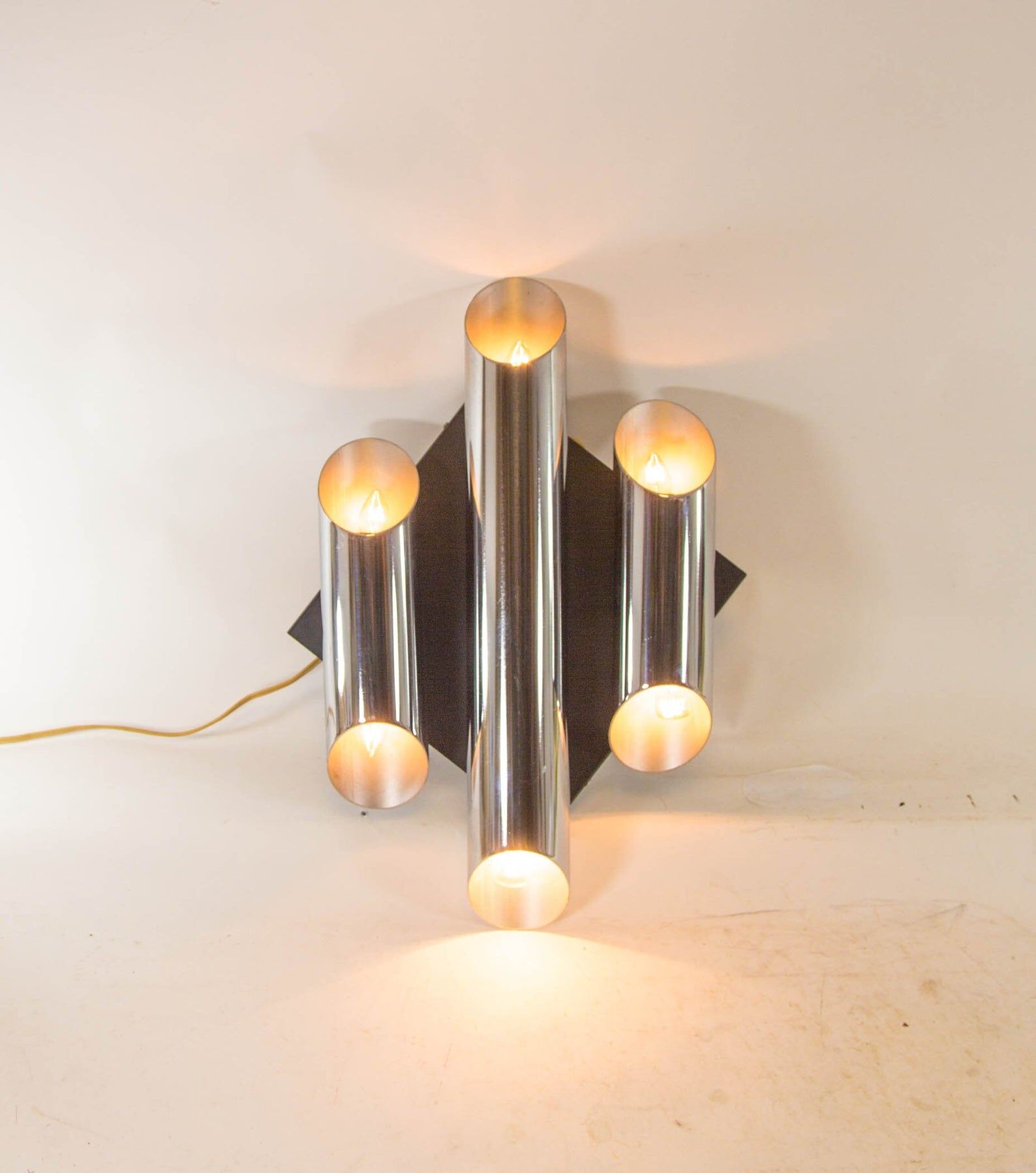 Apply to chrome tubes from the 1960s