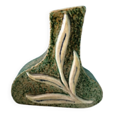 Slip vase