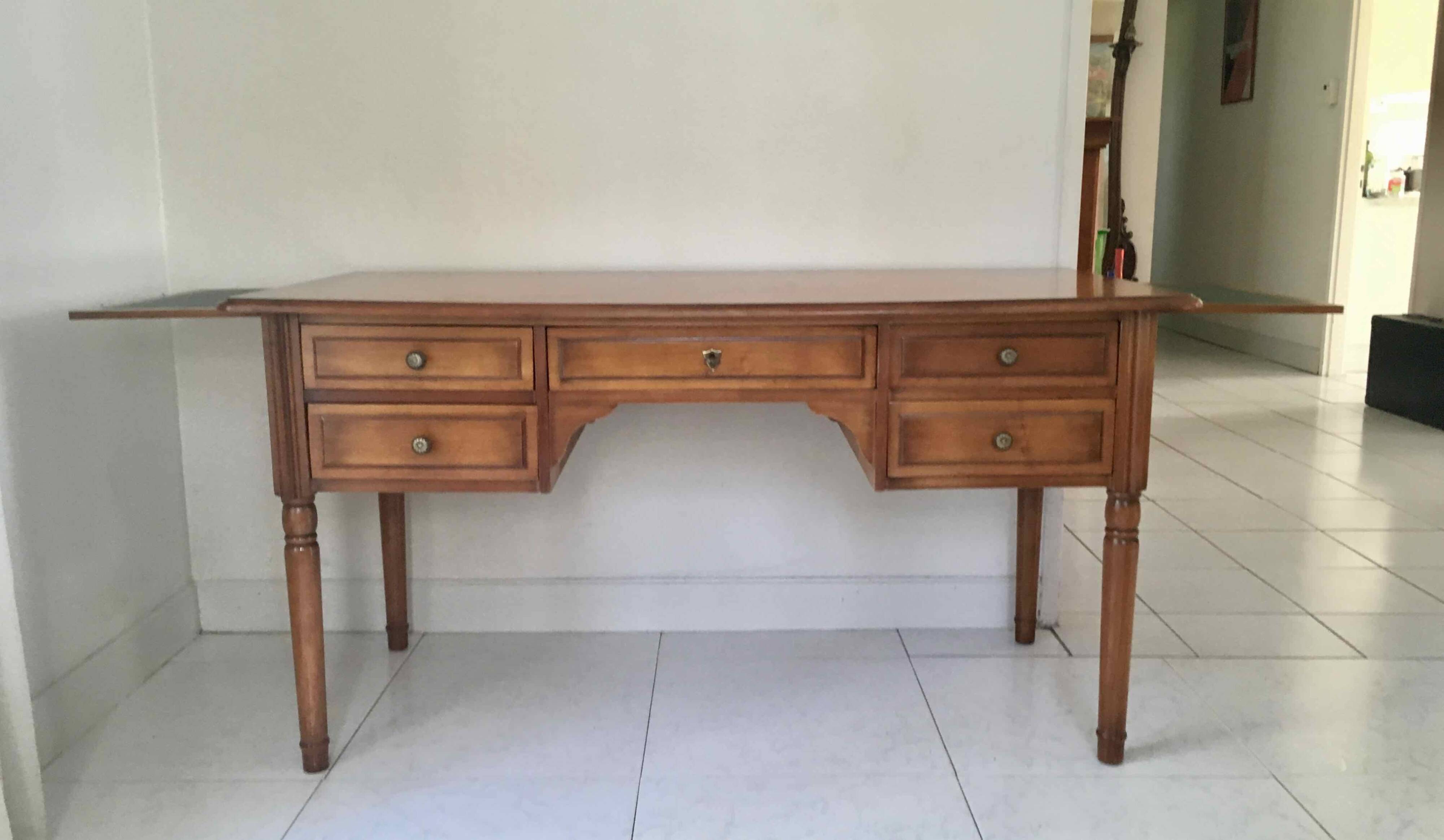Bureau style Directoire 5 tiroirs et tablettes latérales