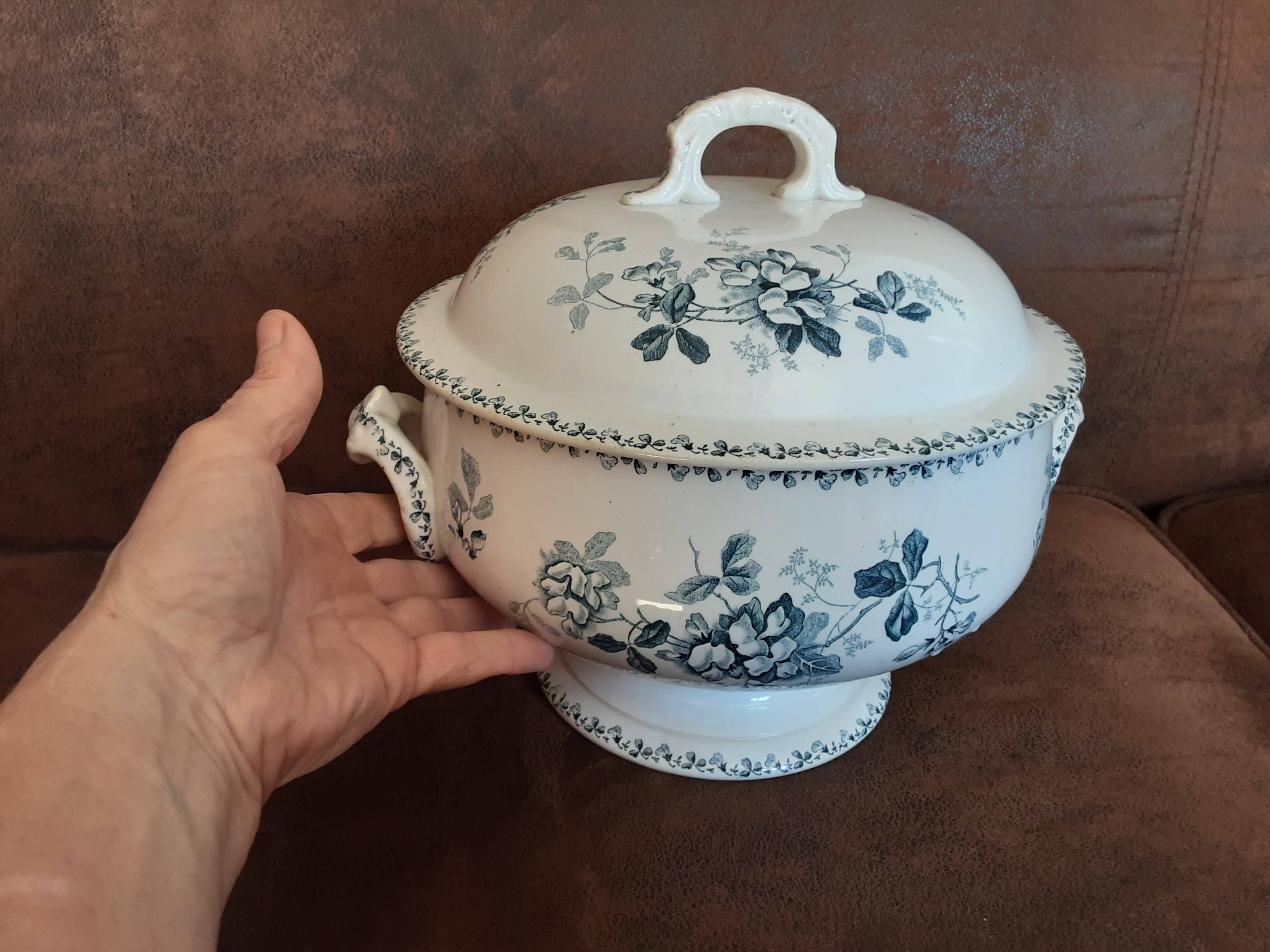 St Amand soup tureen and hamage Acacia