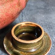 Théière de potier en grès émaillé vintage