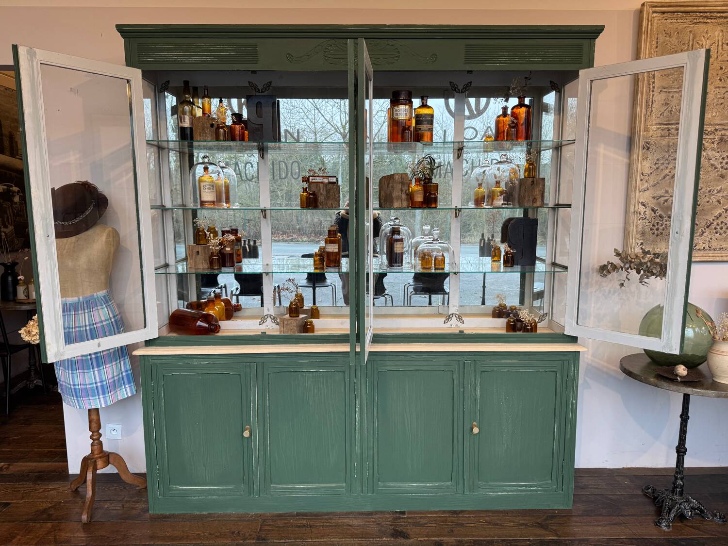 Pharmacy display case