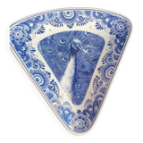 Assiette triangulaire de Delft