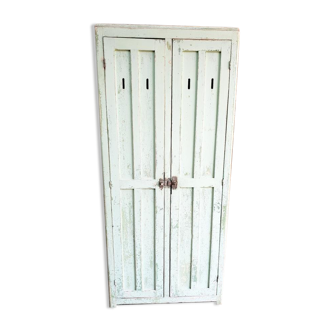 Armoire vintage