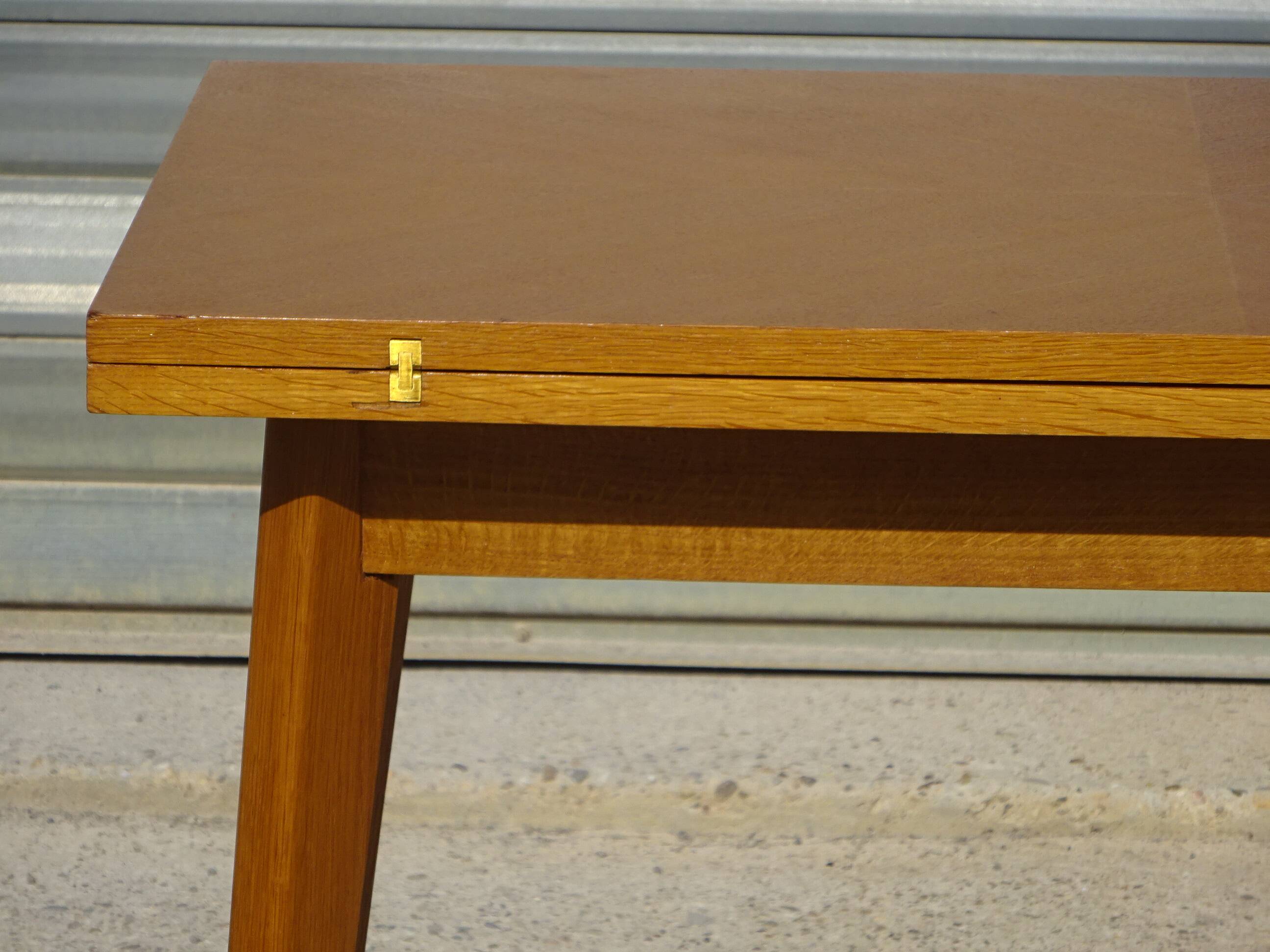 Scandinavian portfolio table model "half-century" by SAM