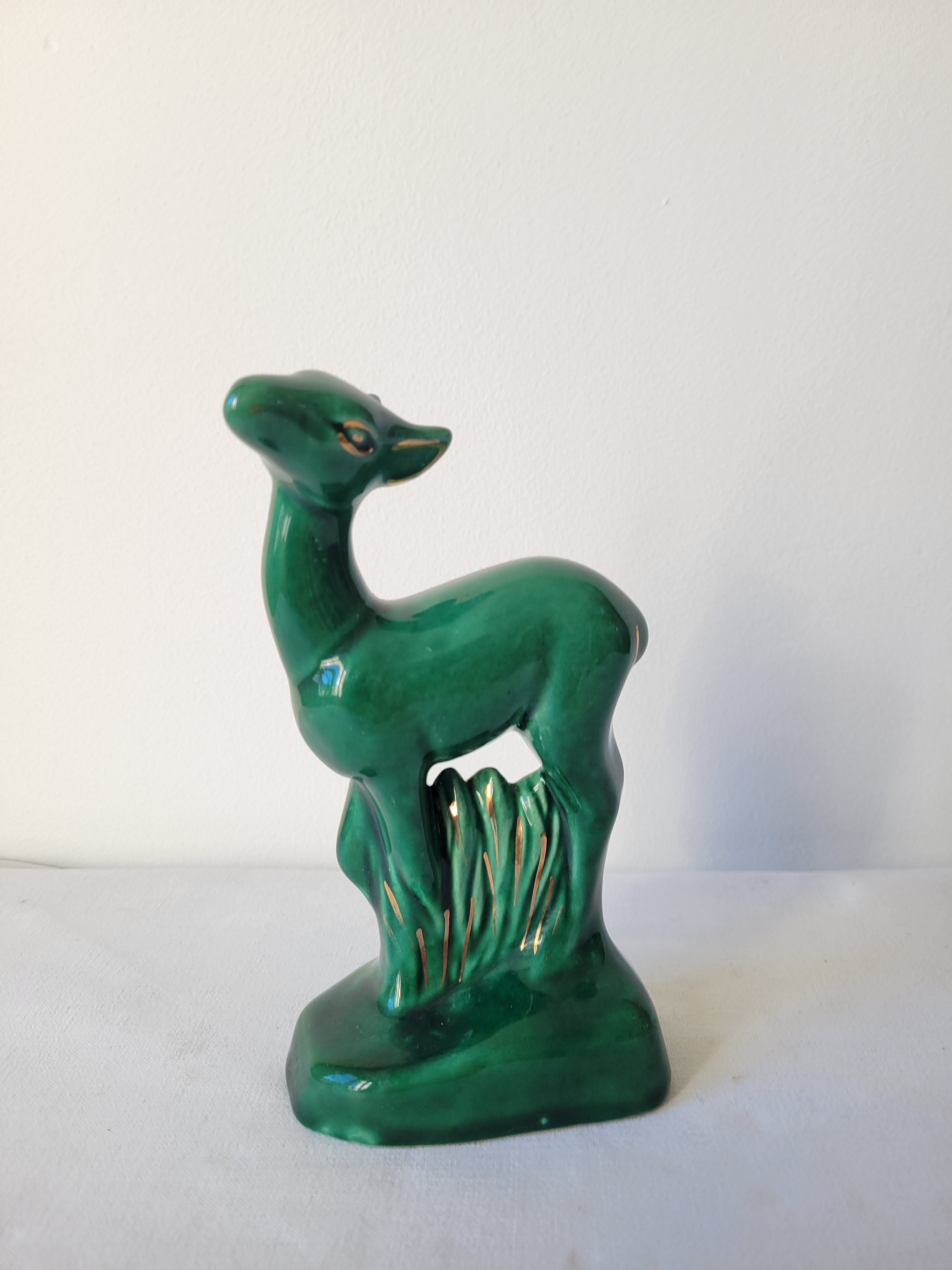 Figurine zoomorphe art déco faon vert