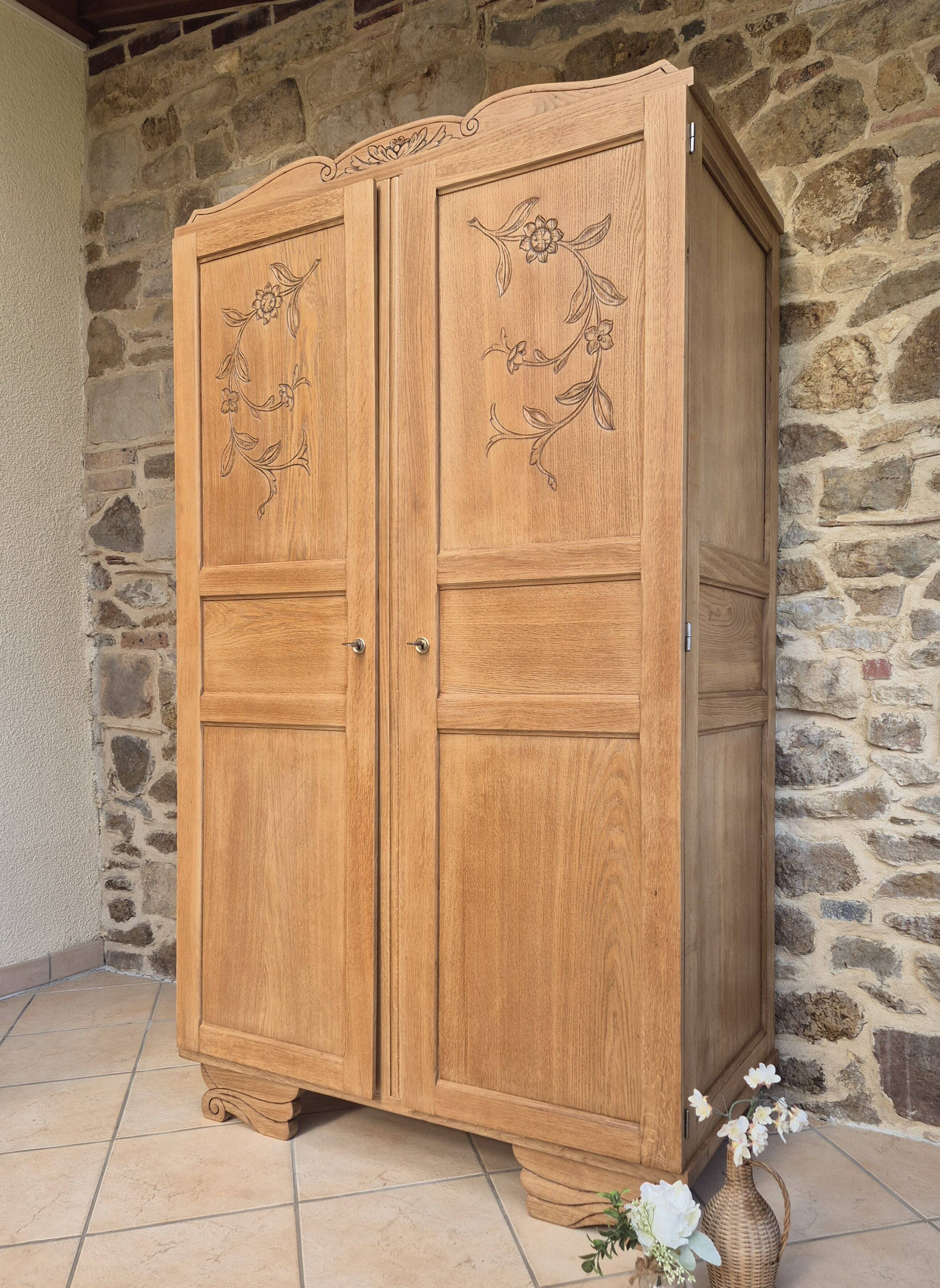 Armoire parisienne art déco