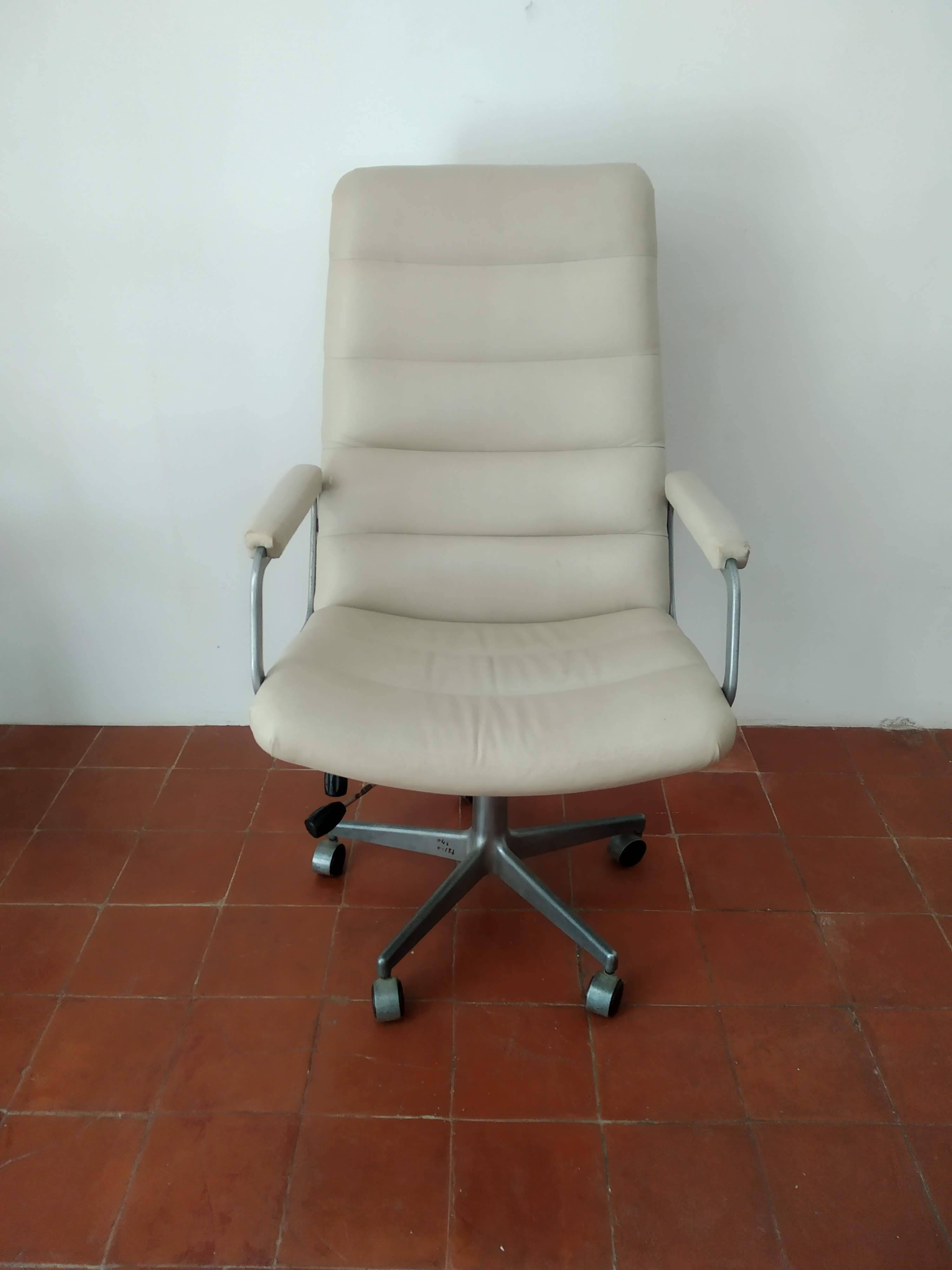 Armchair by Geoffrey Harcourt for Artifort 1970s-1980s