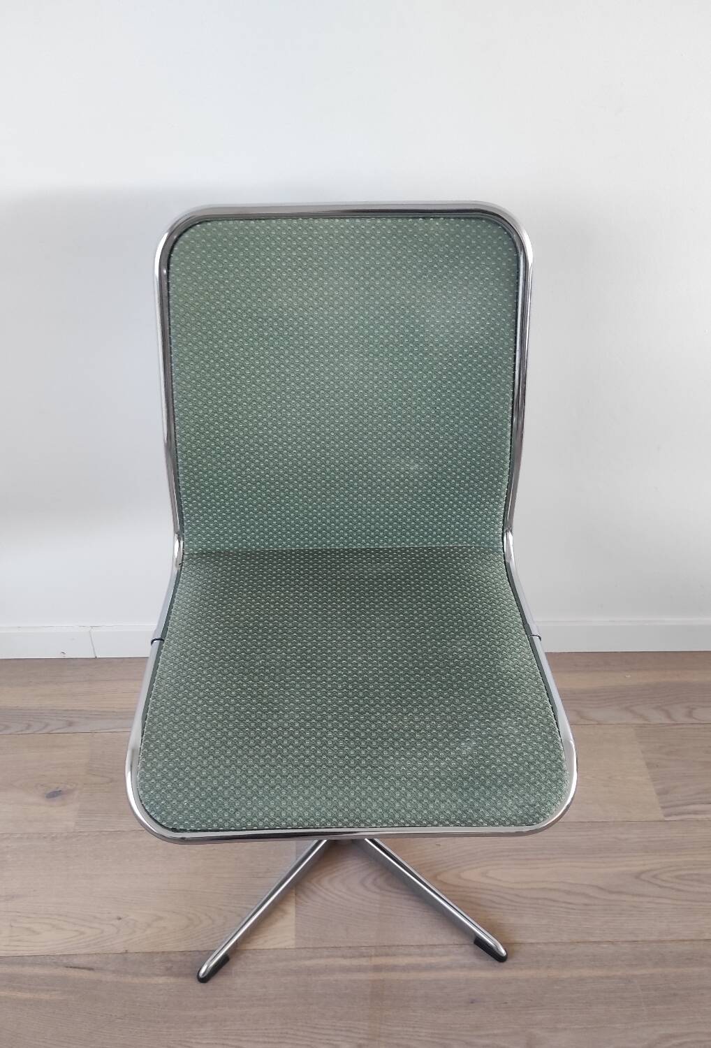 Suite de 6 chaises pivotantes Roche Bobois, 70's