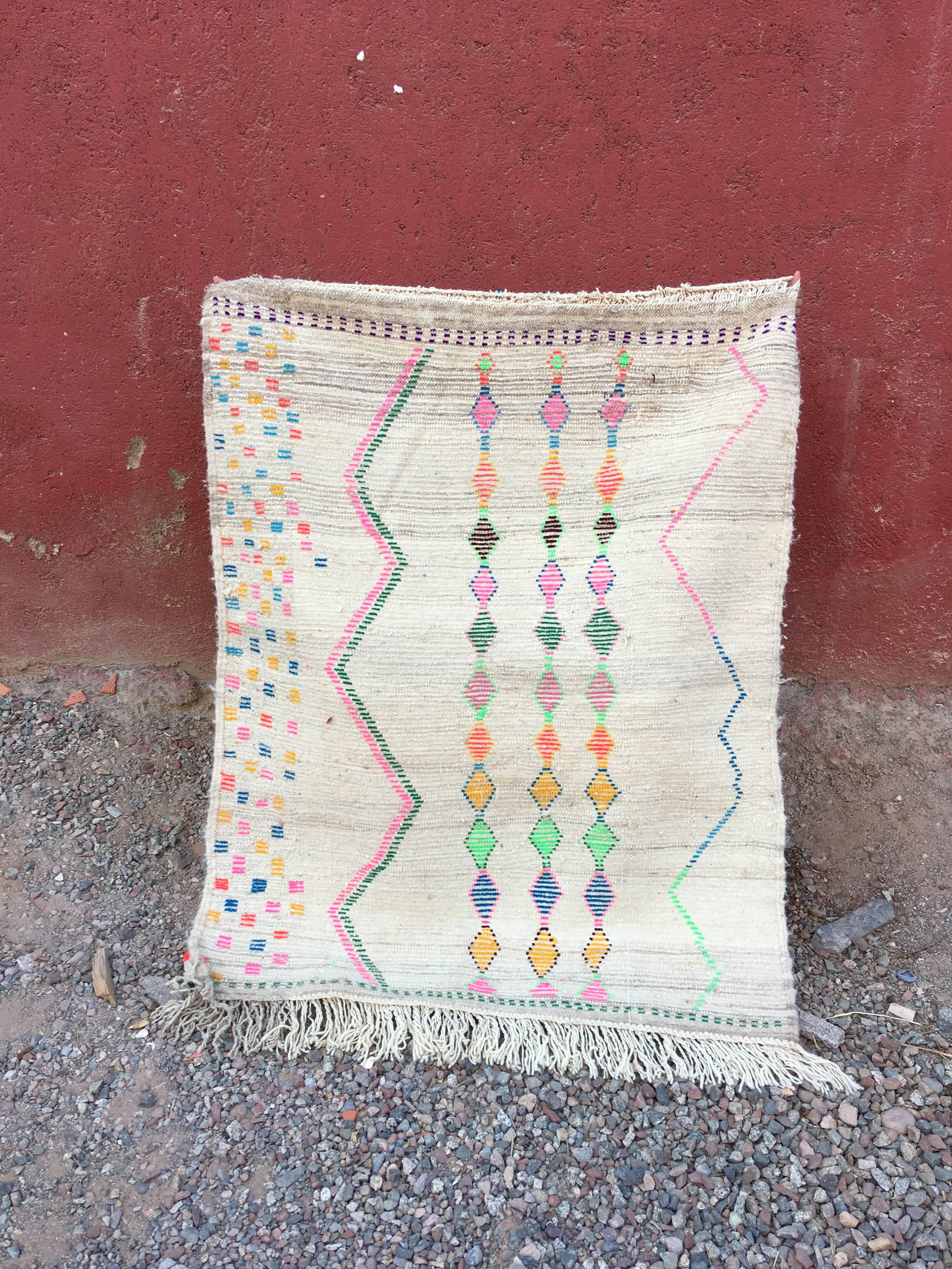 Azilal rug 142 x 113 cm