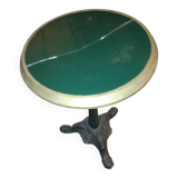 Pedestal table from the early 20th century