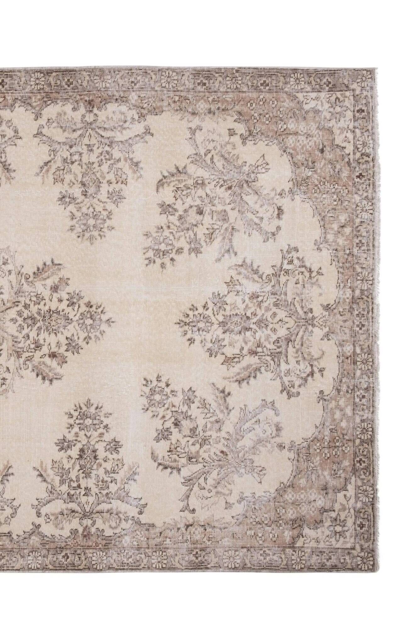 Vintage Turkish Oushak rug 174x286 cm