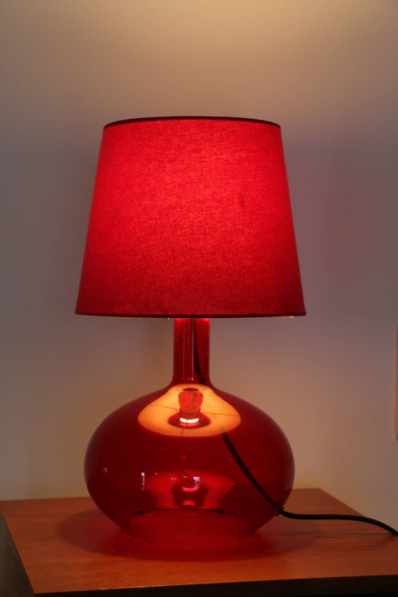 Anne Nilsson glass lamp