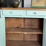 Ancien buffet parisien vert amande