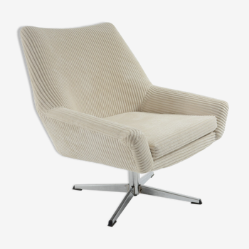 Ivory velvet swivel shell chair