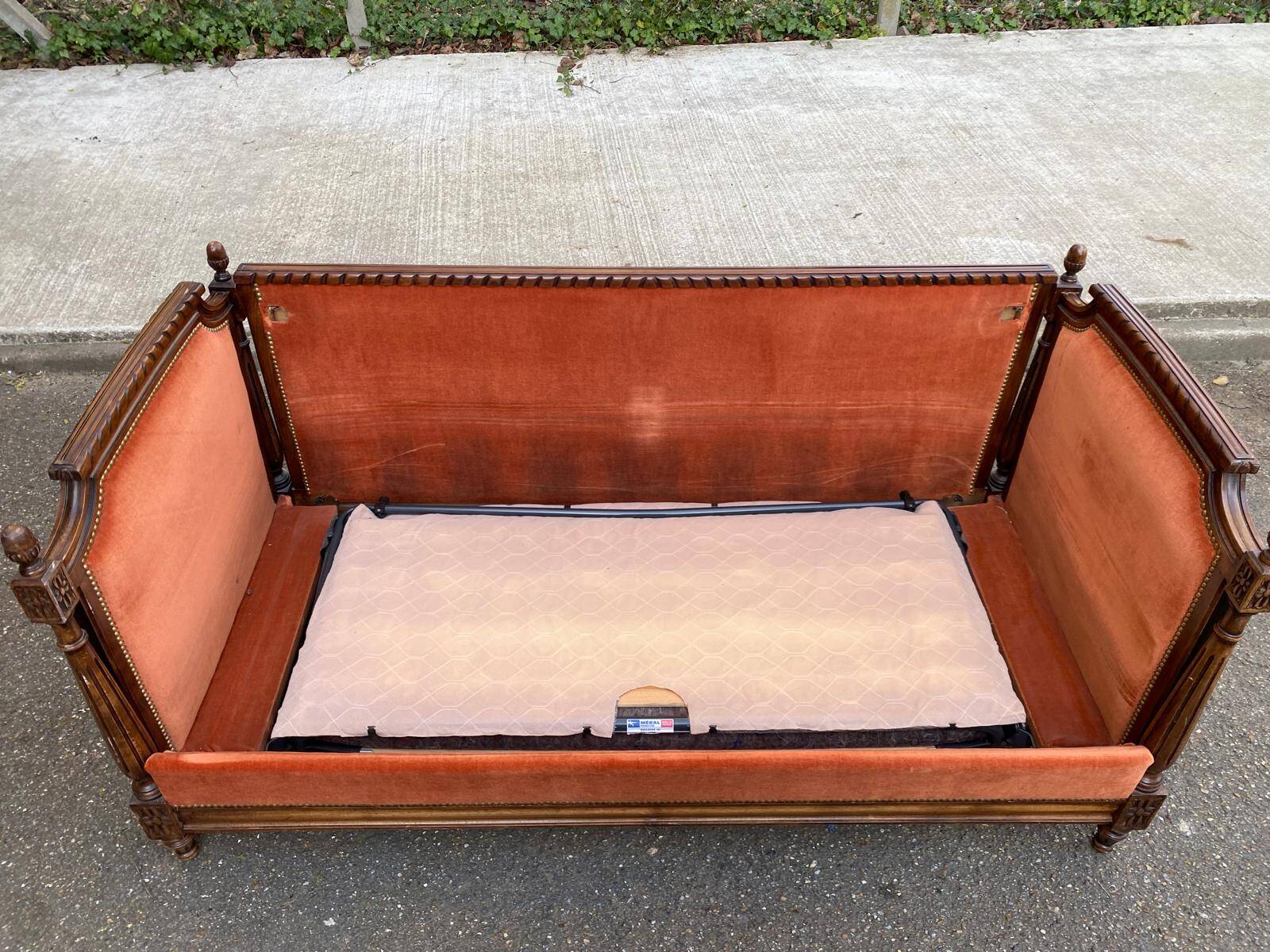 Convertible sofa bed Louis XVI daybed velvet