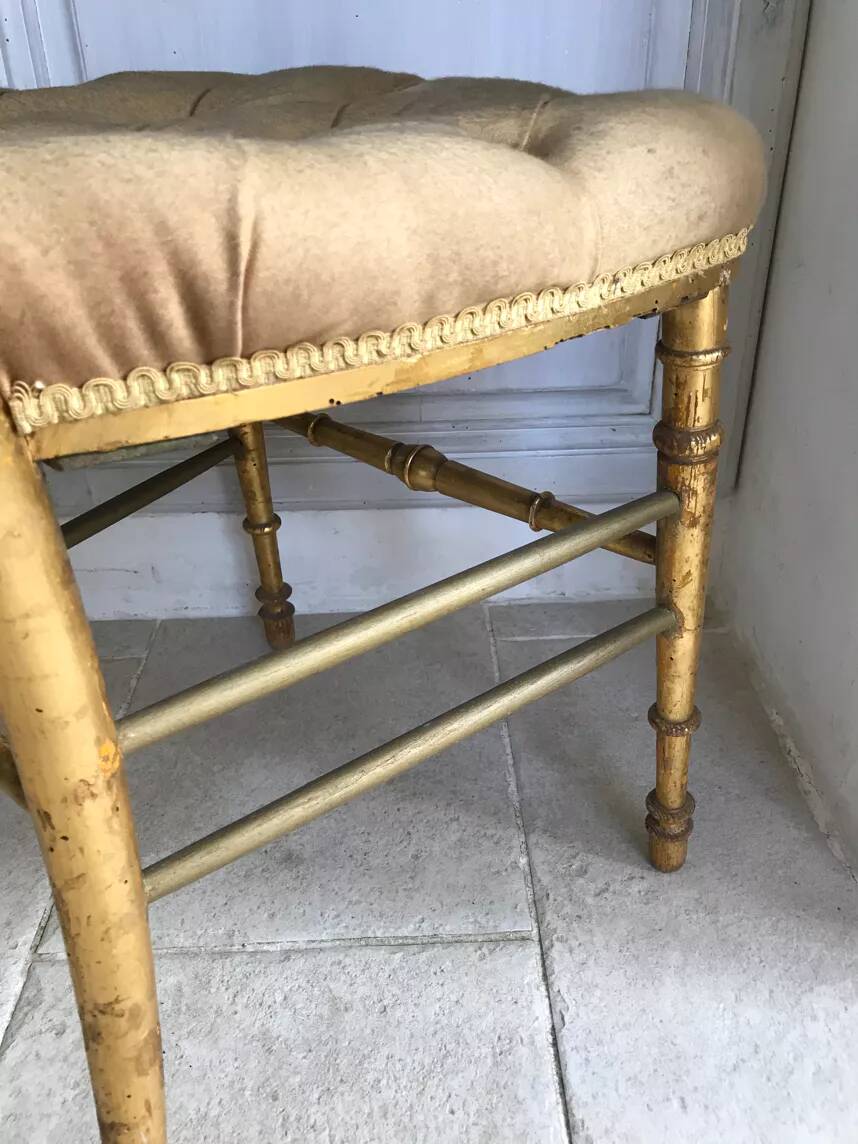 Old pair of theater chairs