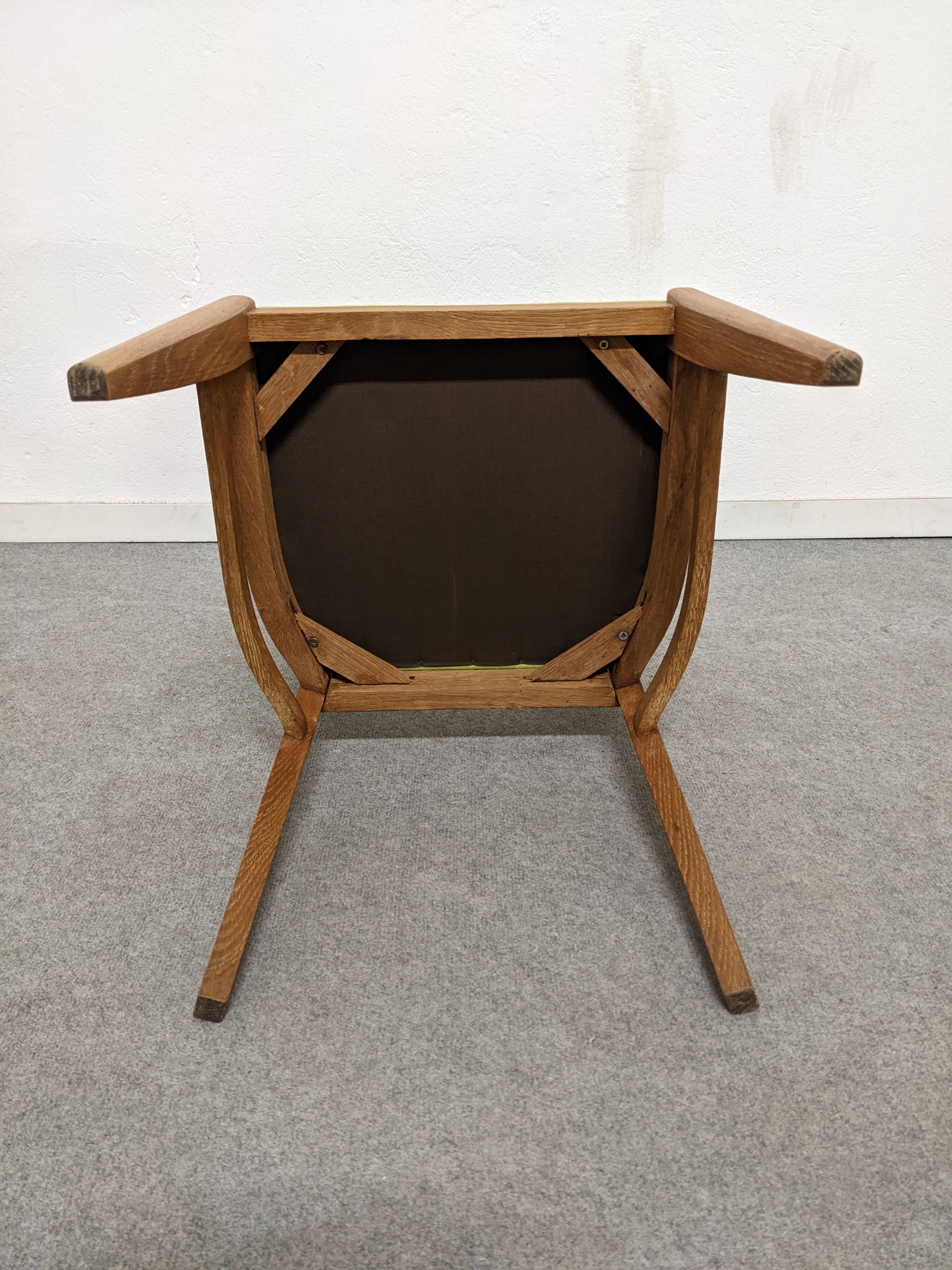 Paire de chaises cannées Art déco vers 1930