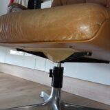 Pair of p215 office armchairs by Osvaldo Borsani for Techno
