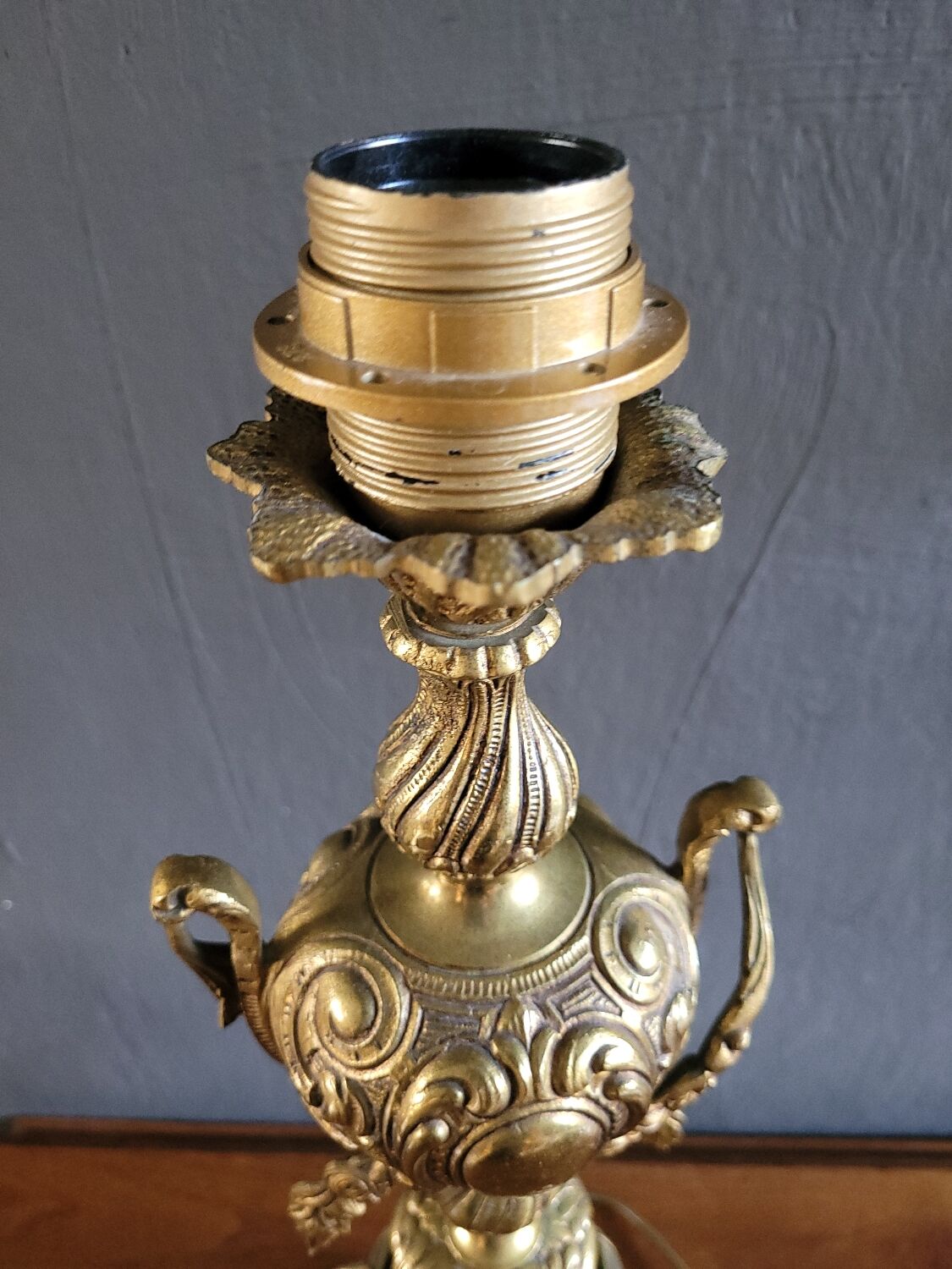 Large antique lamp base 50 cm Napoleon III style – gilded regulus