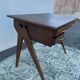 Bureau moderniste en bois à pieds compas 1950