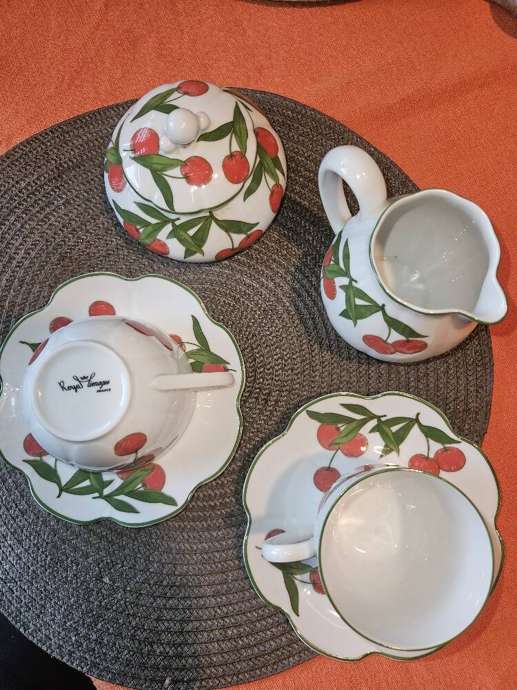 Tea/Coffee service porcelain manufacture Royal Limoges