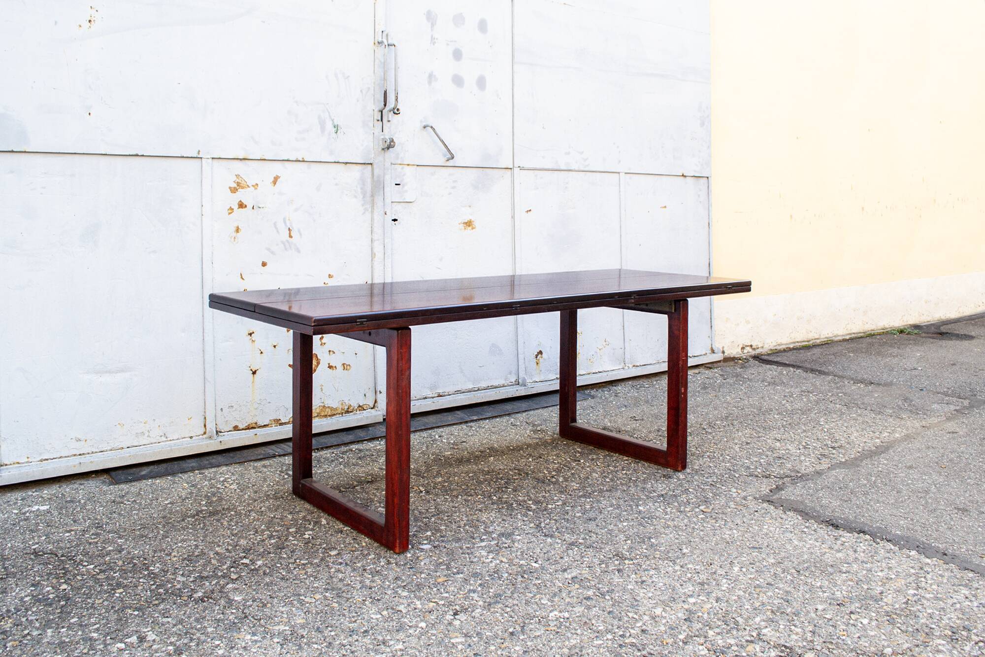 Model SC/66 extendable table by Claudio Salocchi for Luigi Sormani, Italy, 1965