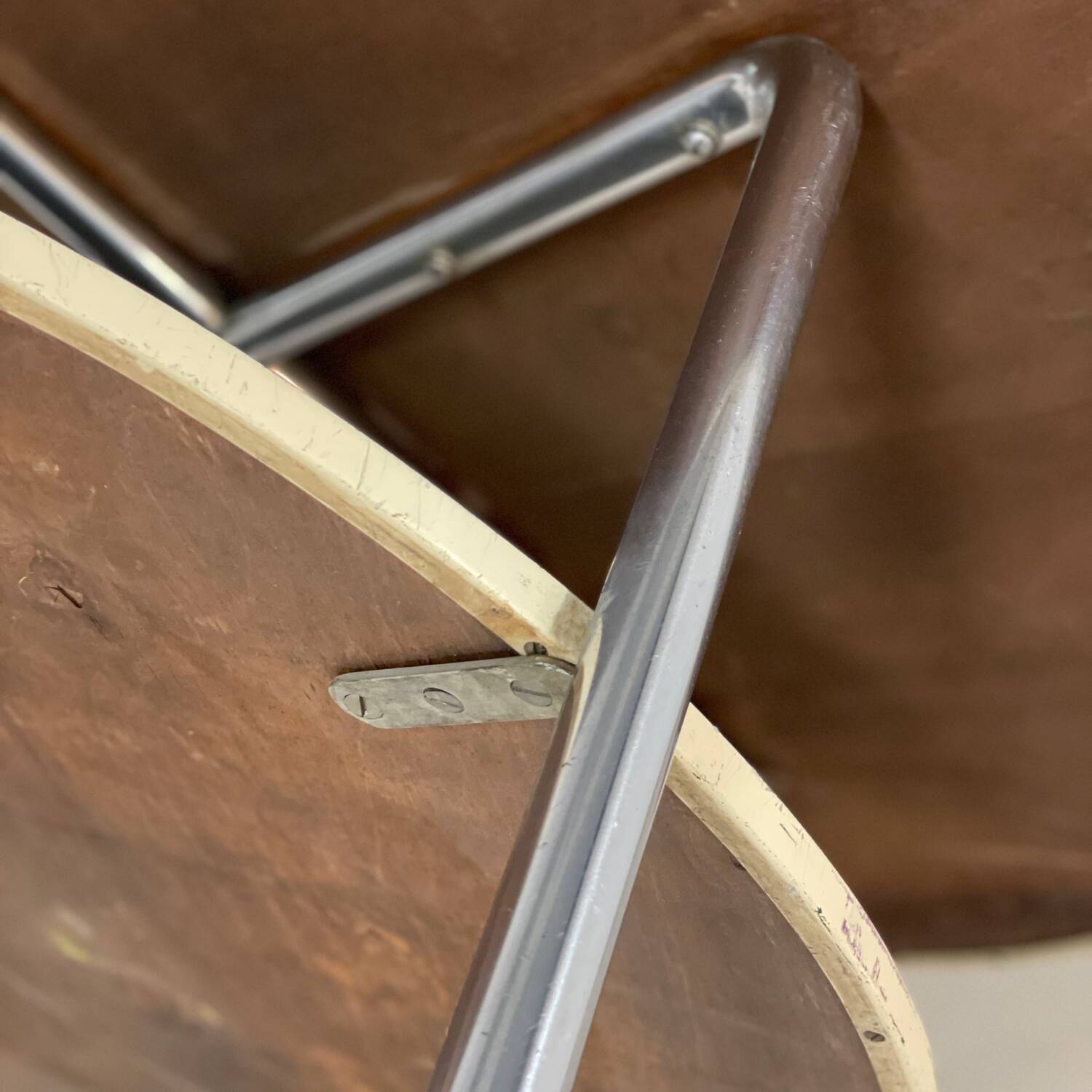 Round coffee table 529 by w.h. gispen, 1950s – large version