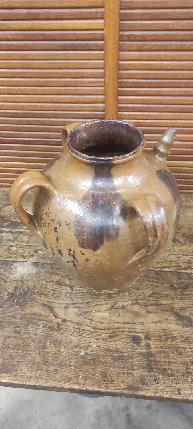 Buire jar vase jug Auvergne in old terracotta