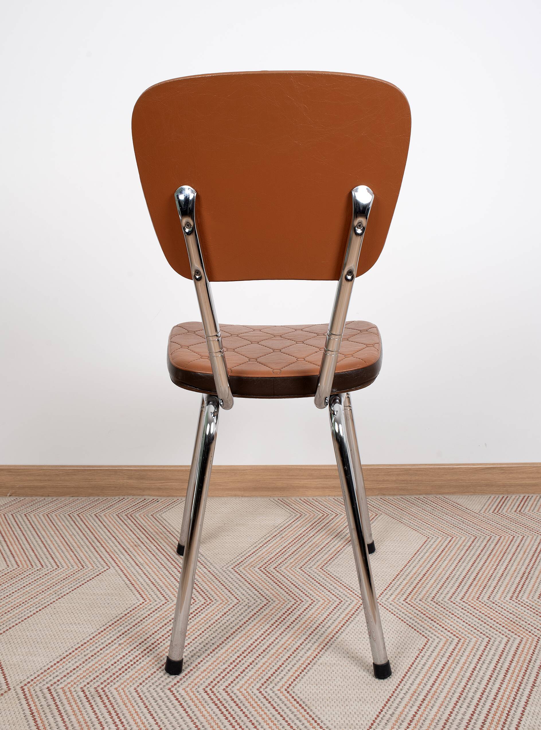 Vintage chrome chair, l'auvergnate brand