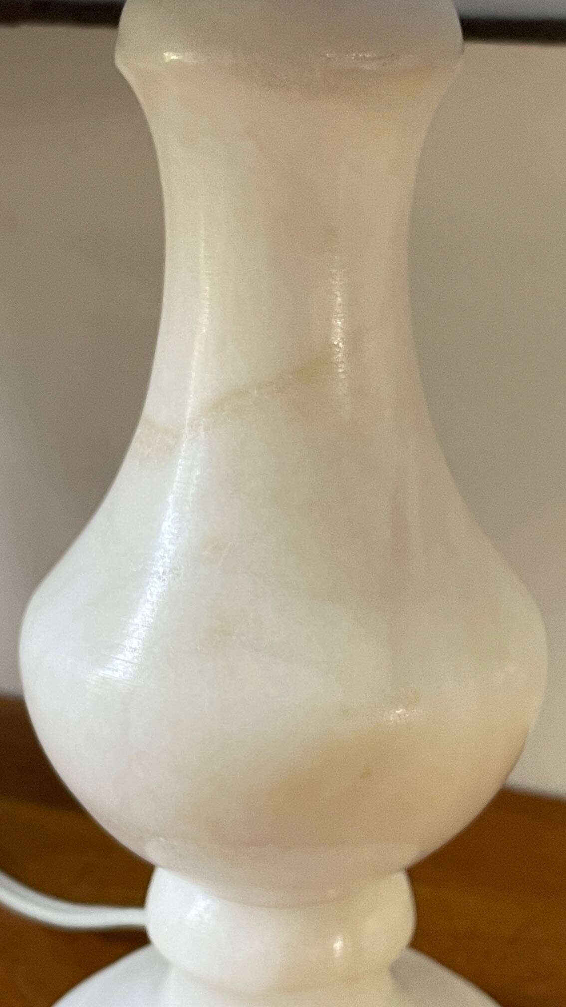 Paire lampes albâtre vintage