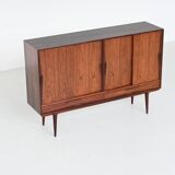 Gunni Omann highboard model 13 in rosewood Omann Jun Denmark 1960