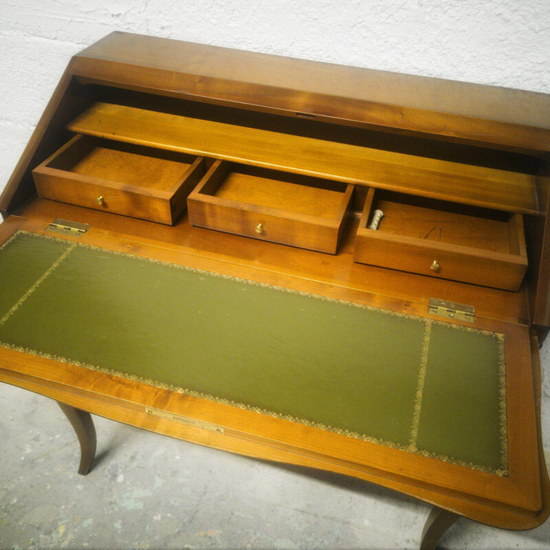 Writing desk
