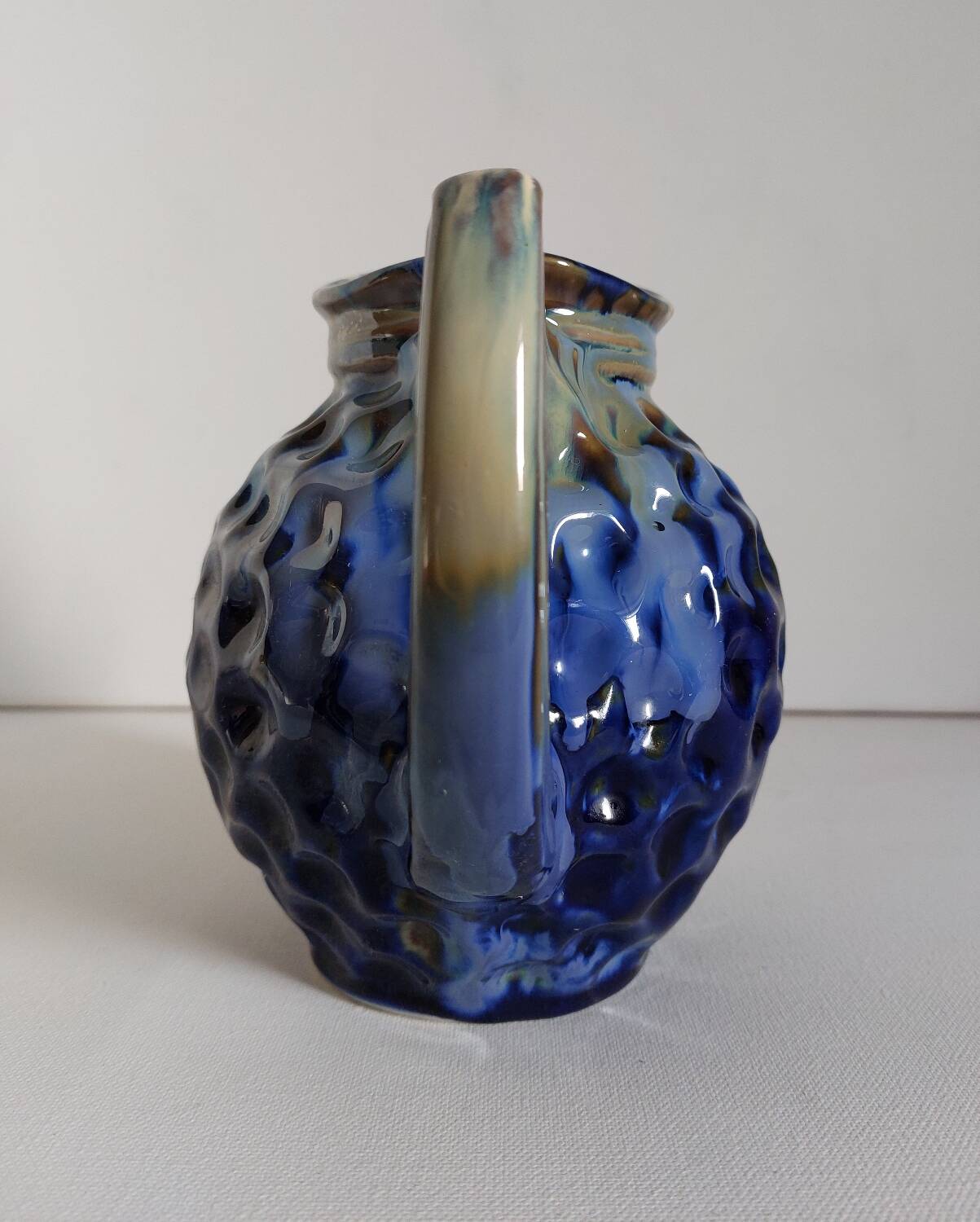 Vintage ceramic pitcher "blackberry"