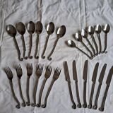 Twisted metal cutlery with a fancy spiral design.