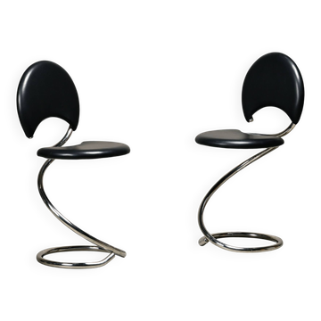 Fauteuils Snake de Poul Henningsen, modèle PH-501, finition chromée et cuir noir intégral