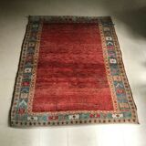 Tapis en laine a motif xx siècle