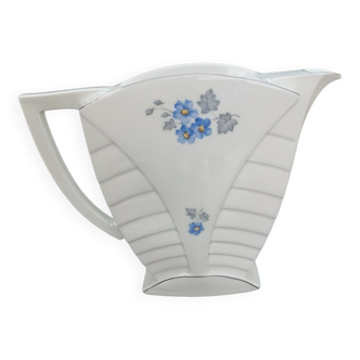 Porcelain water decanter