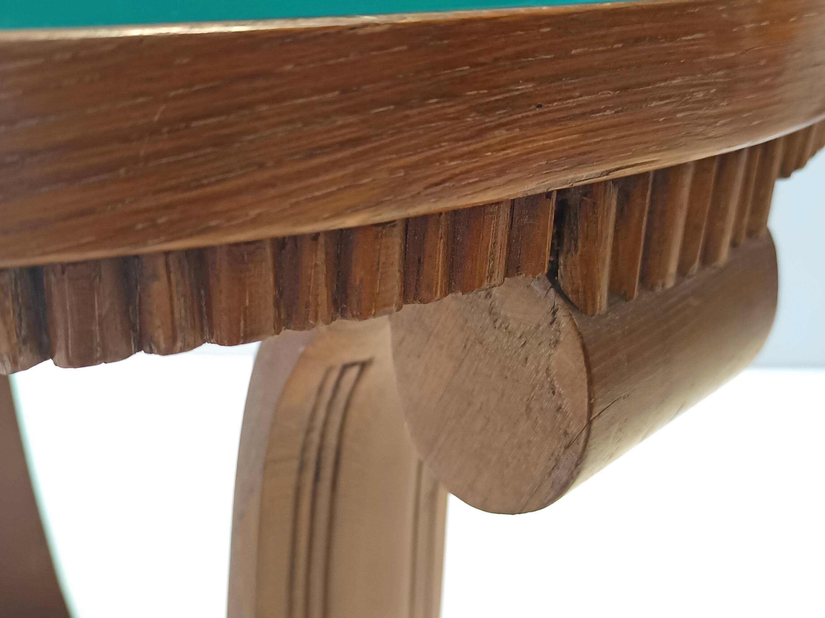 Art Deco Round Oak Durmast and Glass Coffee Table, Italy