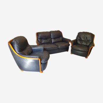 Leather and wood lounge navy blue buffalo and cherry colour, 1990