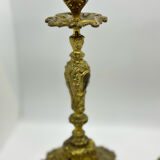 2 candlesticks
