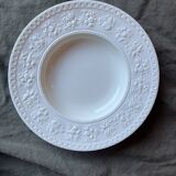 Set of 6 small Wedgwood Wellesley Festivity plates.