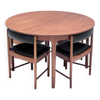 Ensemble d'une table circulaire et 4 chaises McIntosh