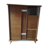 Arched wardrobe