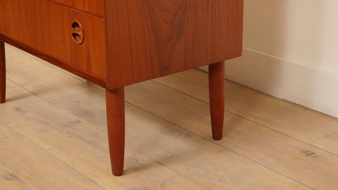 Vintage Danish chest of drawers | Teak | 6 drawers | 110 cm