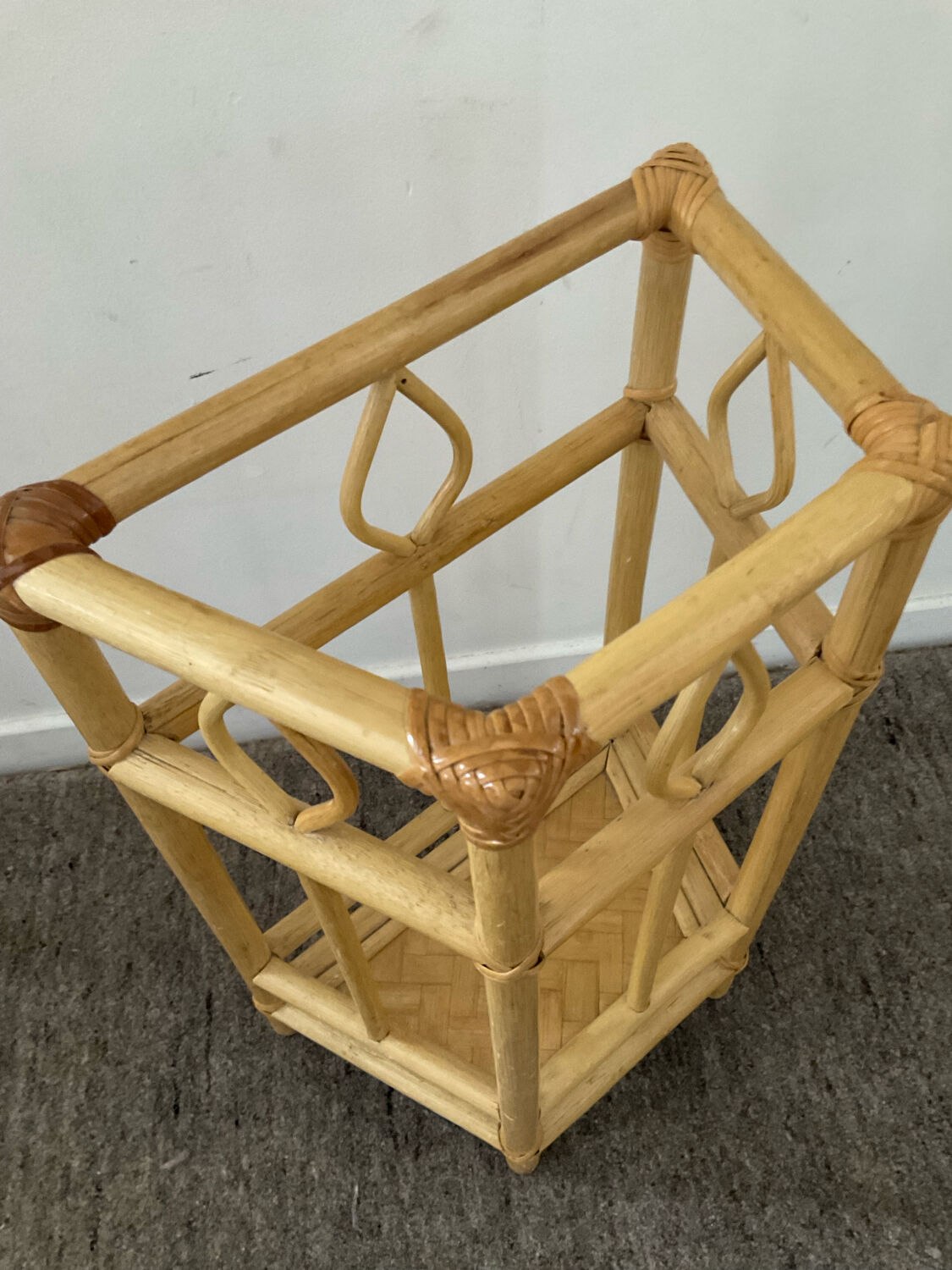 Vintage rattan umbrella holder 70s