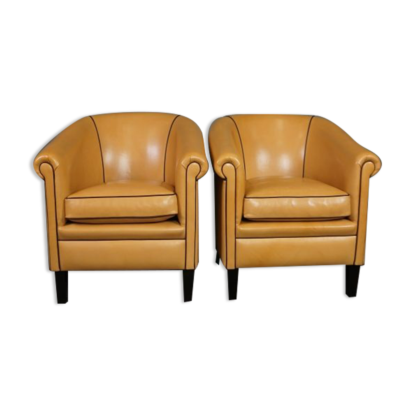 Set of 2 club chairs in blond sheepskin