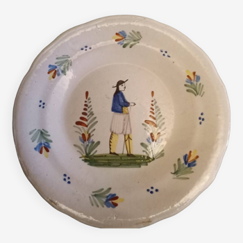 Quimper Henriot plate